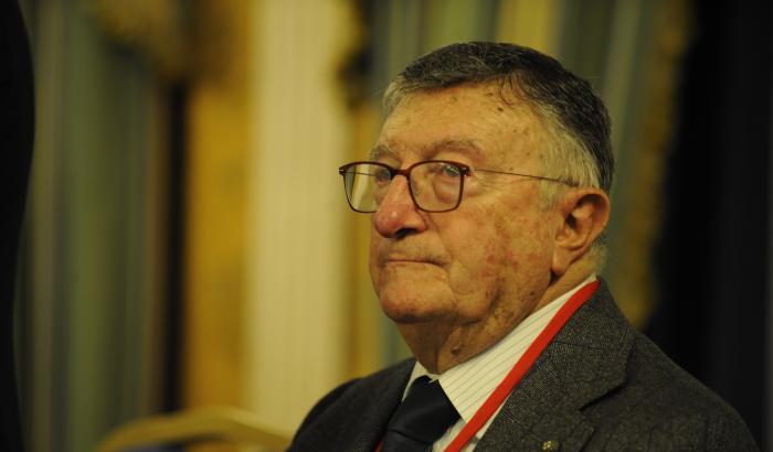 Giulio Tarro