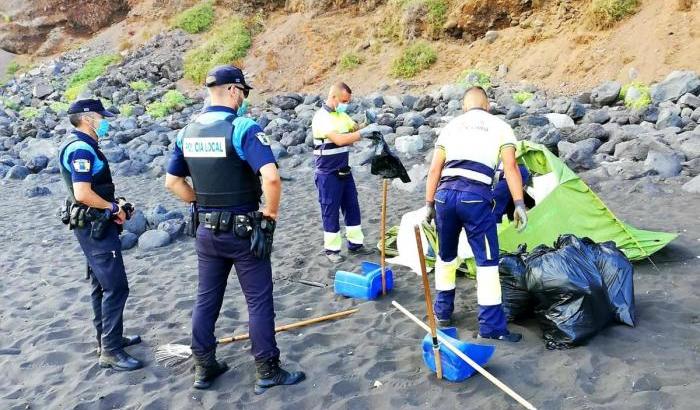 0005782E-polizia-alle-canarie Polizia alle Canarie