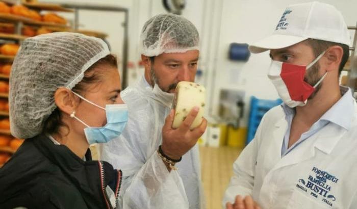 Salvini al caseificio Busti nel pisano