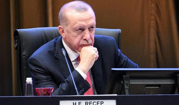 Noi, il fascista del Bosforo Erdogan e una sinistra che non c'è