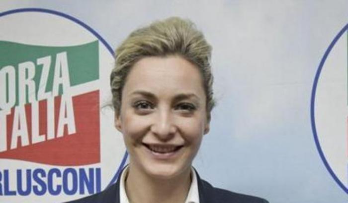Positiva anche la deputata Fascina, compagna di Berlusconi