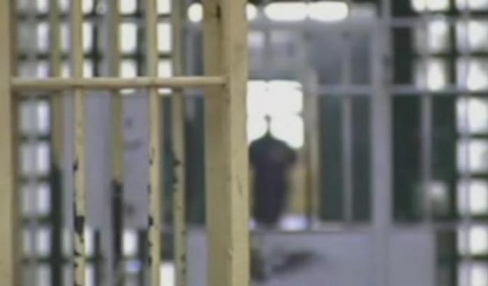 Denunciate torture al carcere di Santa Maria Capua Vetere