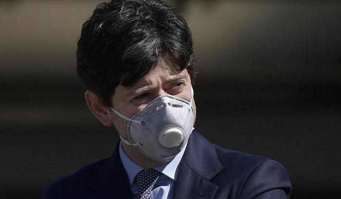 Speranza: "L'utilizzo dell'app Immuni è la quarta regola per la prevenzione"