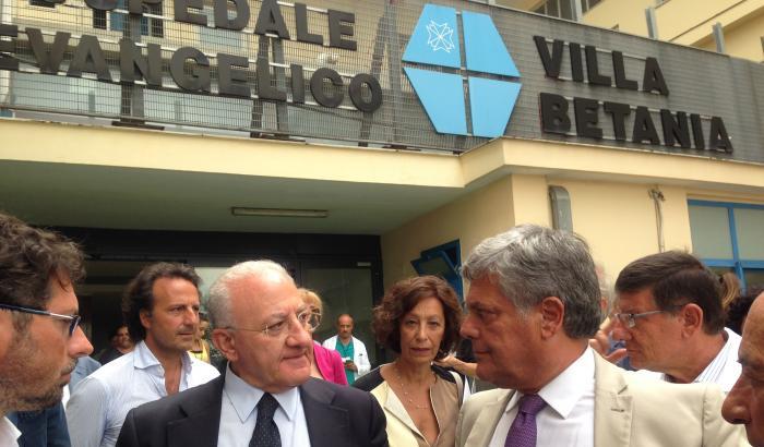 De Luca all’ospedale Betania