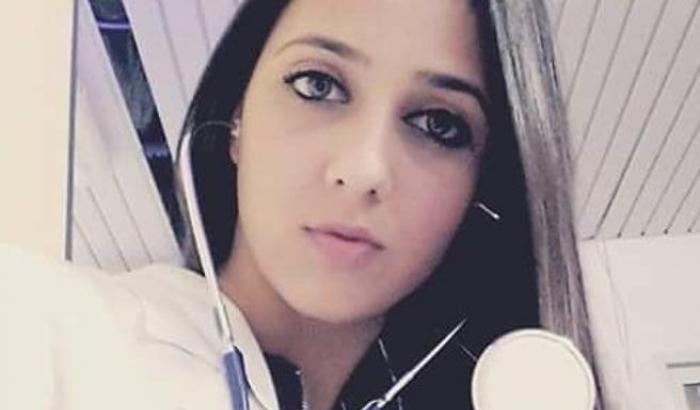 Fu uccisa dal fidanzato durante il lockdown: a Lorena la laurea in medicina