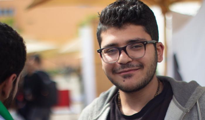 La testimonianza degli attivisti: "Patrick Zaki in carcere dorme per terra"