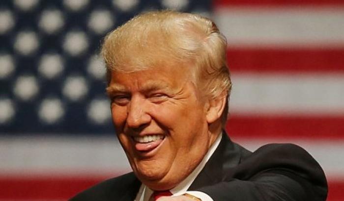 Trump nel 2010 non pagò le tasse su debiti per 270 milioni e se ne vanta: "È la prova che sono intelligente"