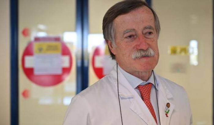 Andreoni preoccupato: "Siamo dentro la quarta ondata, i vaccini da soli non basterano"