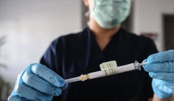 Lo studio dell'università del Texas: "Il vaccino Pfizer efficace anche sulla variante brasiliana"