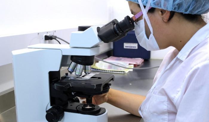 Via libera dall'Aifa per l'utilizzo degli anticorpi monoclonali nei pazienti ad alto rischio