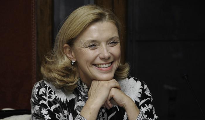 Draghi nomina Elisabetta Belloni a capo del Dis: ecco chi è la prima donna ai servizi segreti