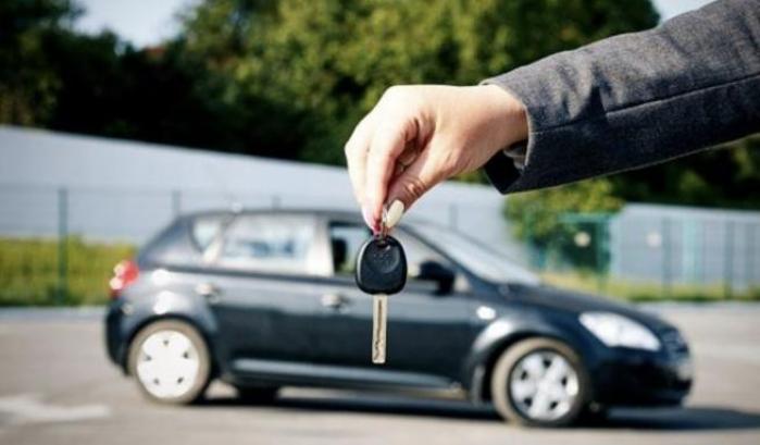 Motori: cos'è il noleggio lungo termine