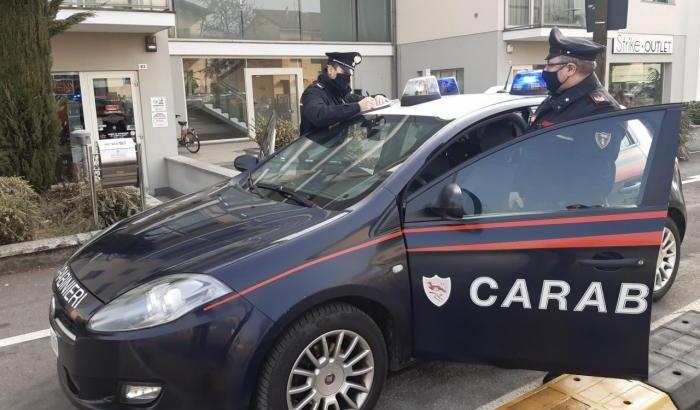 0005A298-pattuglia-dei-carabinieri-a-cremona Pattuglia dei Carabinieri a Cremona