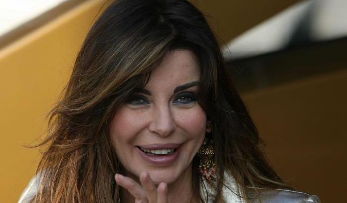 Alba Parietti: "Politica, che delusione, salvo solo Papa Francesco e Mattarella”