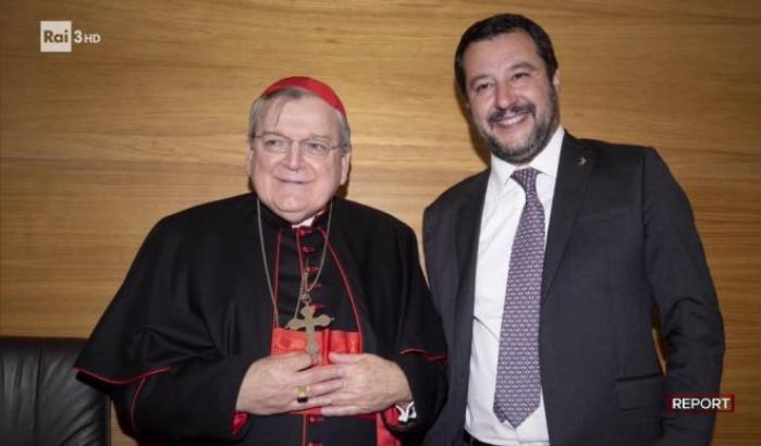 Il cardinale Raymond Leo Burke e Matteo Salvini