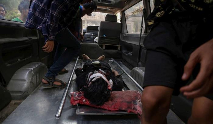 Morti in Myanmar