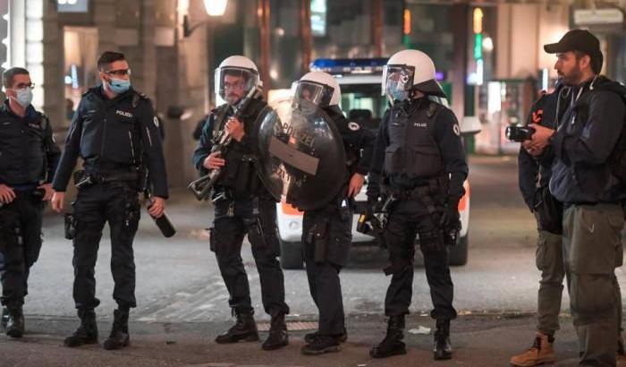 Scontri con la polizia a San Gallo, Svizzera