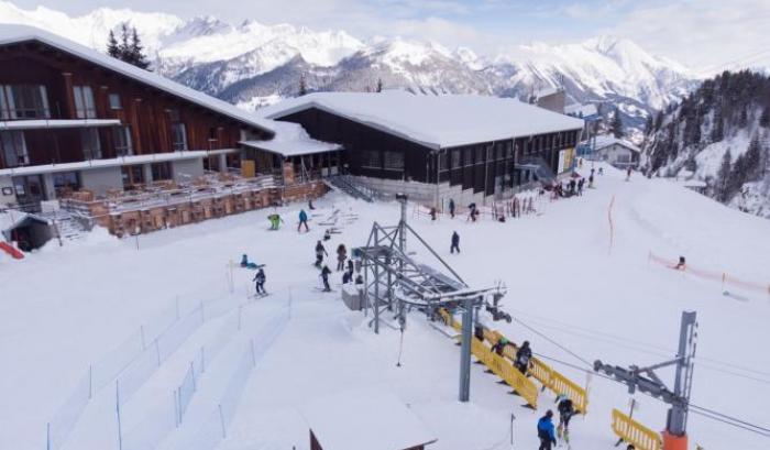 Scoppia un focolaio di variante brasiliana nella maggiore località sciistica del Canada