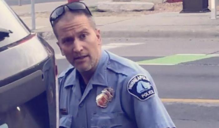 L'agente che uccise George Floyd si rifiuta di testimoniare al processo