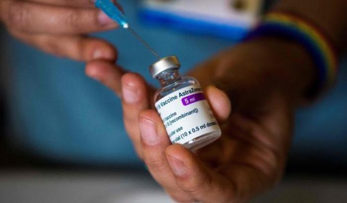 0005AB34-astrazeneca-sospeso-in-norvegia AstraZeneca sospeso in Norvegia