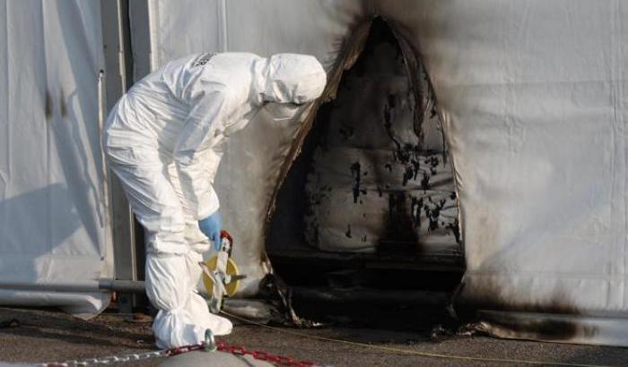 0005AE65-attentato-contro-il-centro-vaccinale-di-brescia Attentato contro il centro vaccinale di Brescia
