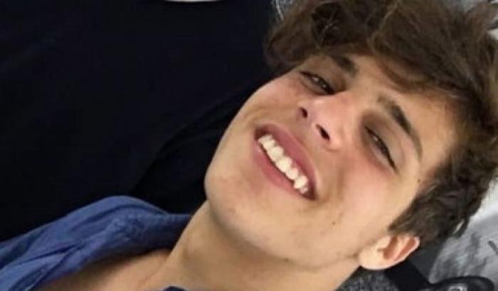 La versione dell'amica sul caso Grillo: "Ciro urlava e lei, nuda, piangeva"