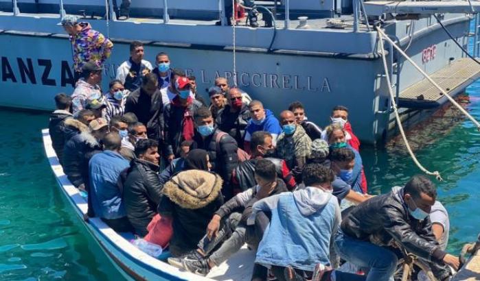 Sbarchi dei migranti a Lampedusa