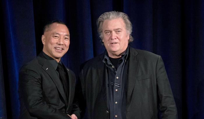 0005B1BD-guo-wengui-e-steve-bannon Guo Wengui e Steve Bannon