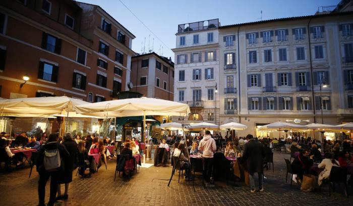 0005B1F5-coprifuoco-alle-23 Coprifuoco alle 23