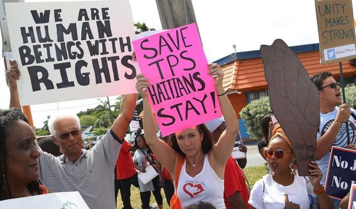 Haiti non è un luogo sicuro: gli Usa bloccano le deportazioni dei migranti nell'Isola