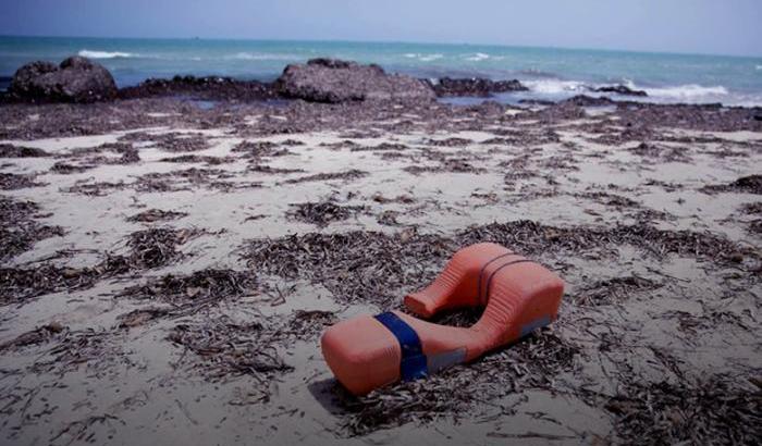 Respingimenti, stragi di migranti. Mediterraneo, "una storia da cambiare"