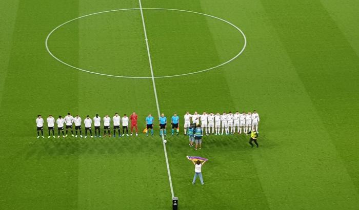 Invasione di campo Germania-Ungheria