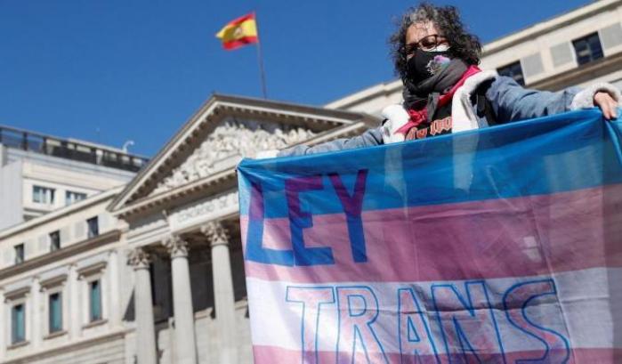 0005B9BD-in-spagna-ok-alla-legge-che-garantisce-il-diritto-all-autodeterminazione In Spagna ok alla legge che garantisce il "diritto all'autodeterminazione"