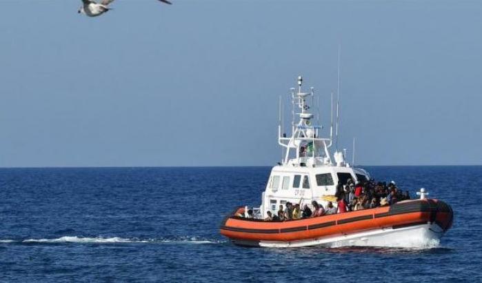 0005BA9A-migranti-morti-al-largo-della-libia Migranti morti al largo della Libia
