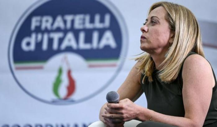 Meloni ossessionata dagli stranieri: anche oggi veleno contro lo Ius Soli