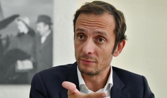 Il presidente leghista della Conferenza delle Regioni, Fedriga : "A scuola solo con bus pieni all'80%"