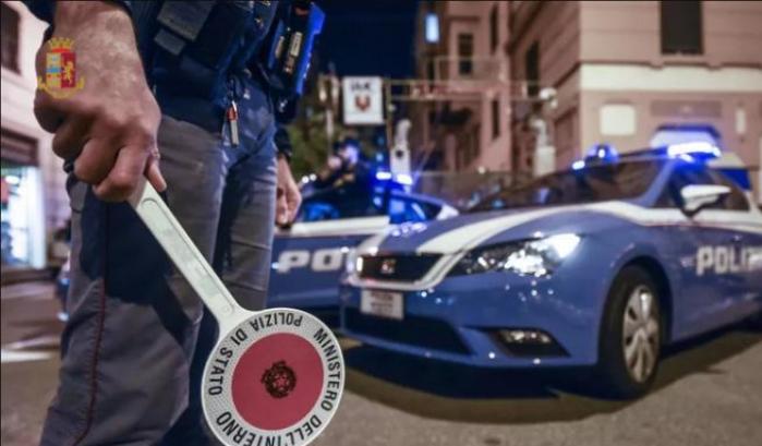 0005C038-polizia Polizia