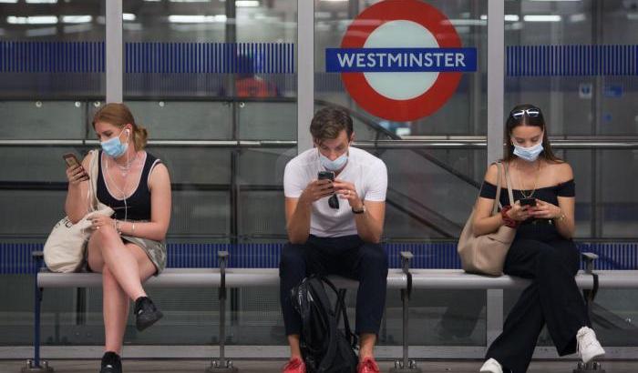 Ricoveri per Covid tra i giovani in Regno Unito