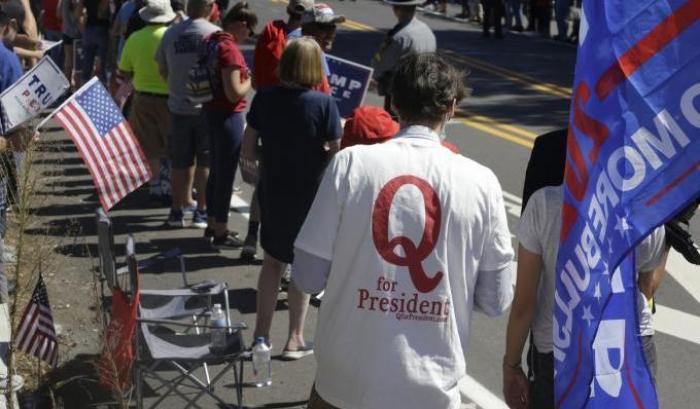 0005C260-complottisti-qanon Complottisti QAnon