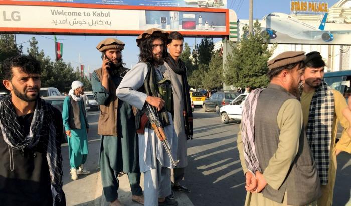 I talebani a Kabul: nasce l'emirato islamico