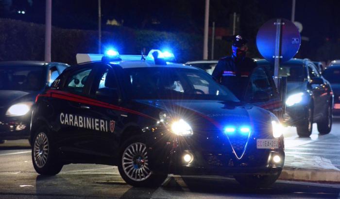 Orrore a Trieste: evade dai domiciliari per il suo compleanno e abusa di due ragazze