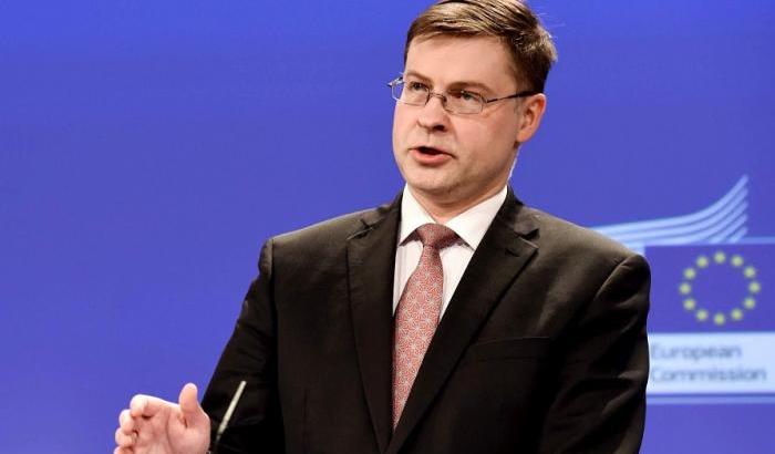 Dombrovskis gela le aspettative su una modifica del Patto di stabilità: "Trattati non si cambiano"