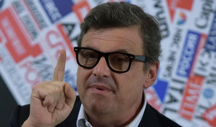 Calenda: "Azione non andrà né con il centro-destra e né con il centro-sinistra" Calenda: "Azione non andrà né con il centro-destra e né con il centro-sinistra"