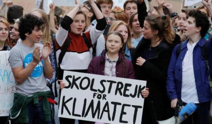 0005D441-greta-thunberg-durante-la-manifestazione-a-parigi-per-la-lotta-contro-i-mutamenti-climatici Greta Thunberg durante la manifestazione a Parigi per la lotta contro i mutamenti climatici