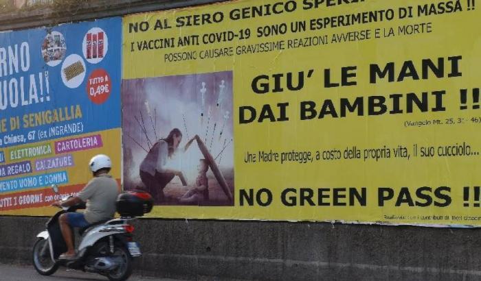 Un bimbo di tre mesi positivo al Covid: i genitori sono no vax