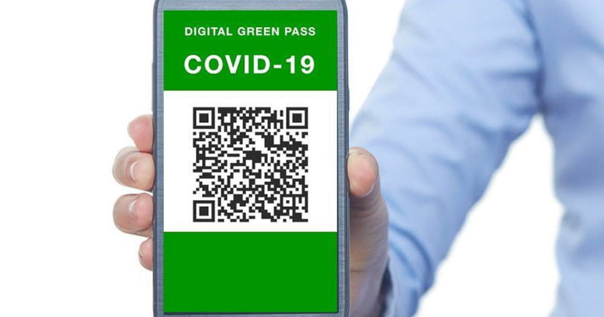 Continuano gli arresti per i falsi green pass: in manette un medico a Ravenna che ha ammesso le simulazioni