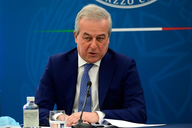 61825415200000c37d8d1b72 Covid, Locatelli: "La Omicron si diffonde rapidamente, affrettiamo i vaccini per tutti"