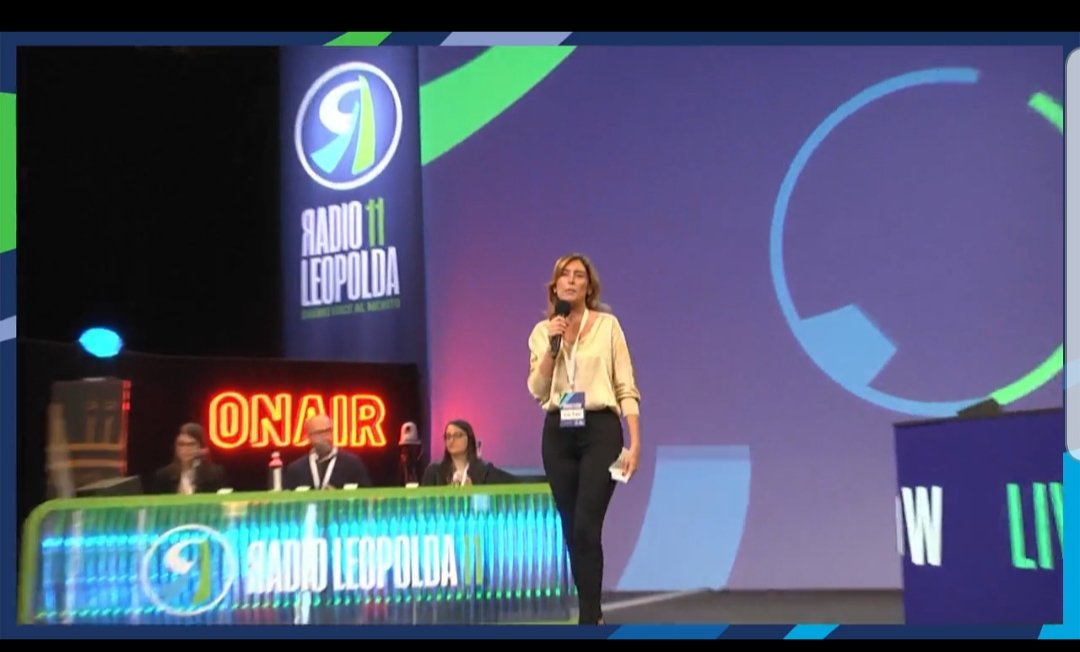 Boschi la butta sul vittimismo: "Noi e Renzi sotto attacco nel silenzio degli ingrati..." Boschi la butta sul vittimismo: "Noi e Renzi sotto attacco nel silenzio degli ingrati..."