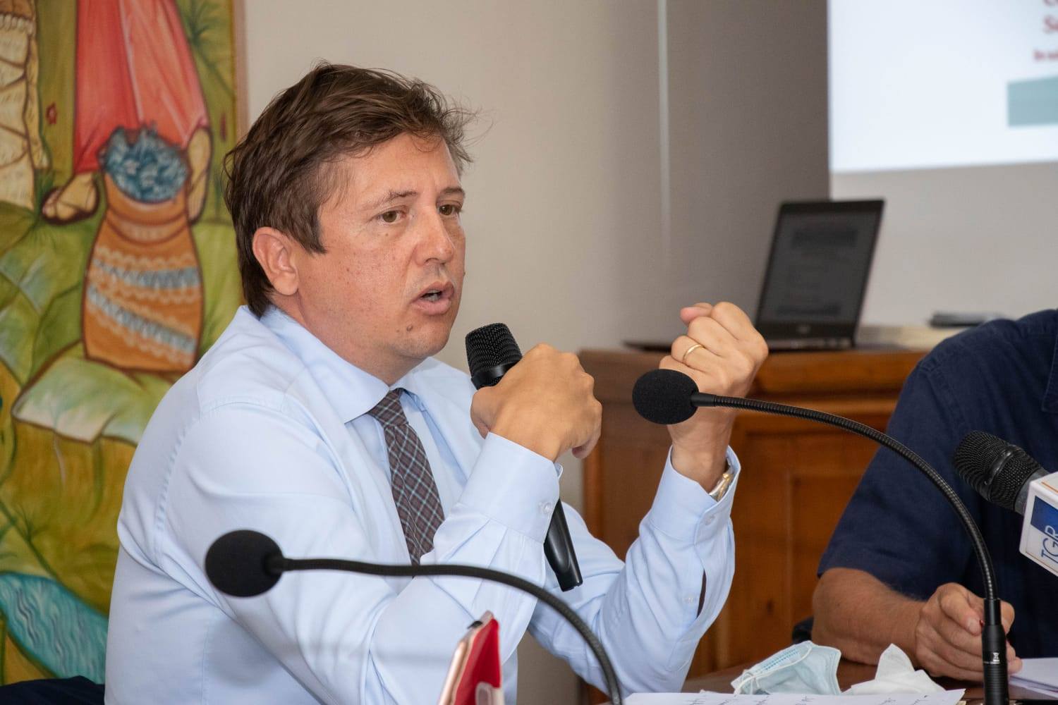 Sileri: "La strategia del green pass è stata vincente, ora l'abbiamo potenziata"