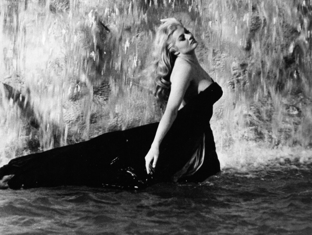 Bellucci è Anita Ekberg ne 'The Girl in the Fountain': "Fu una vittima del suo tempo"